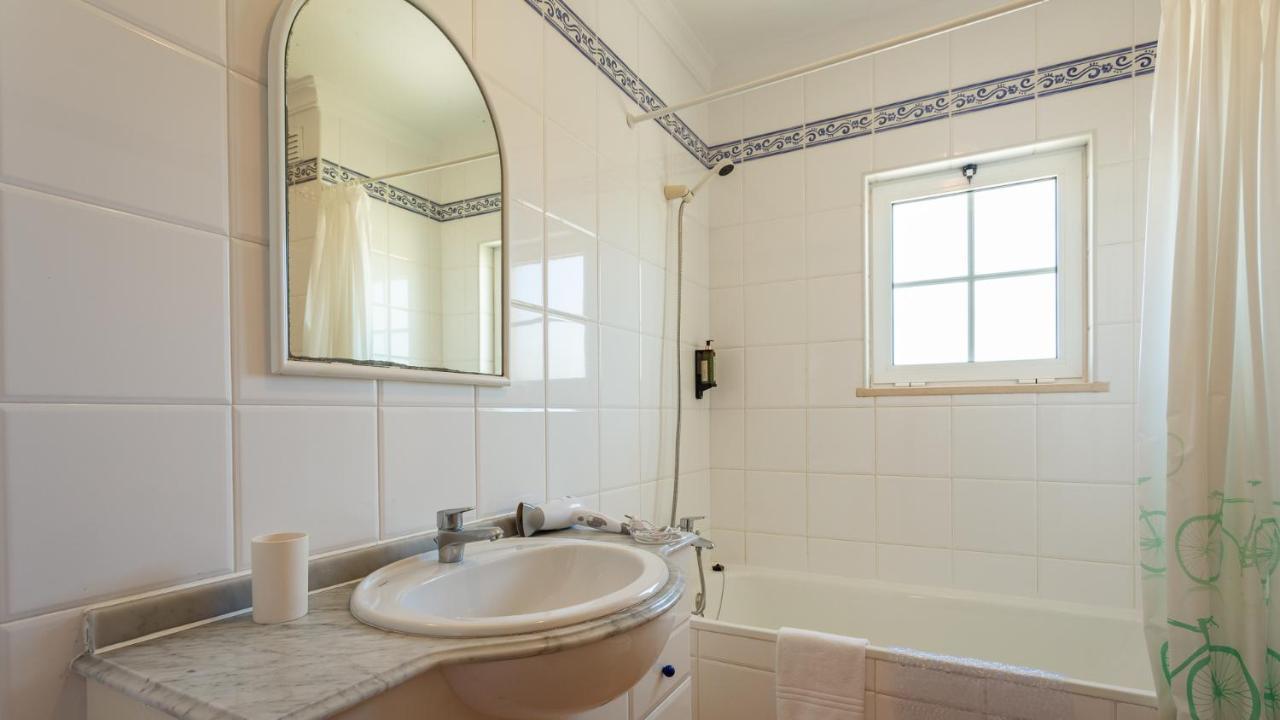 2Bdr Duplex W Ac & Pool In Portimao By Lovelystay Bagian luar foto