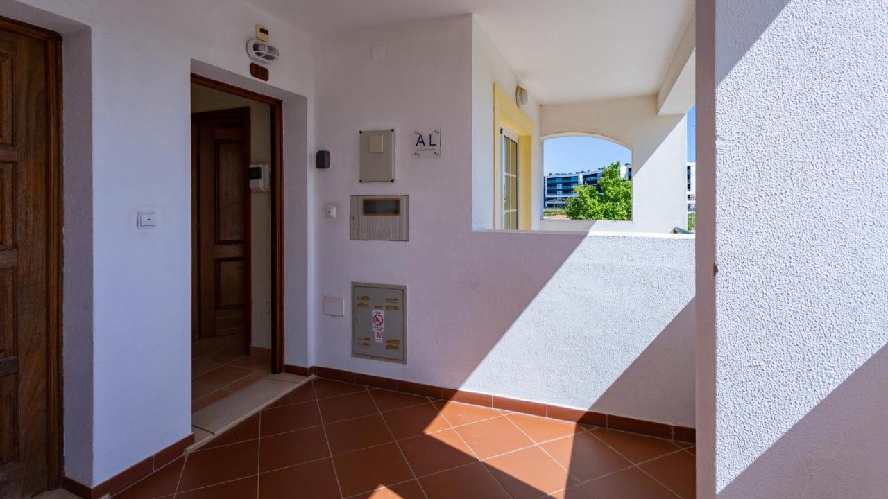 2Bdr Duplex W Ac & Pool In Portimao By Lovelystay Bagian luar foto
