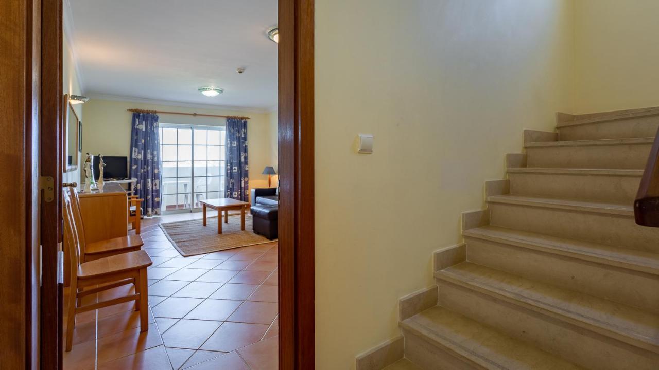 2Bdr Duplex W Ac & Pool In Portimao By Lovelystay Bagian luar foto